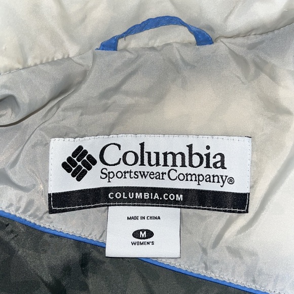 3/$15 Women’s medium Columbia jacket - Picture 11 of 15